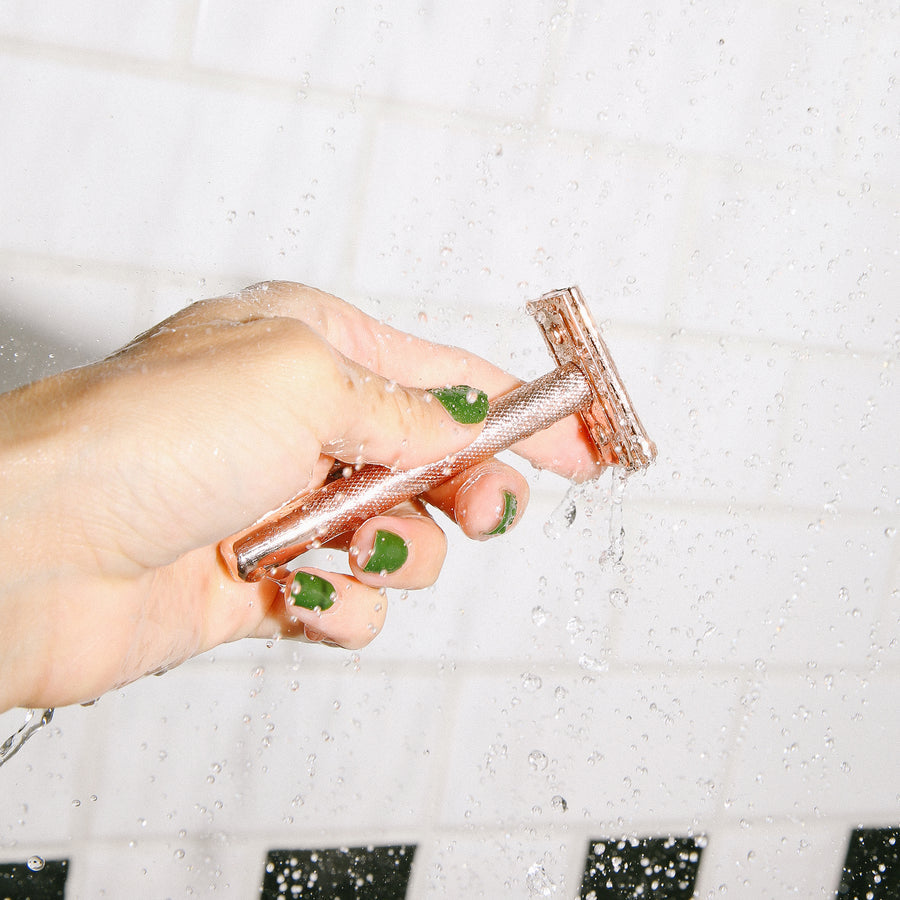 razor shower